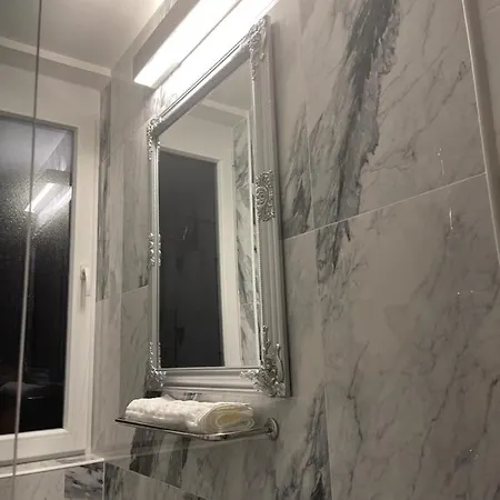 Vertu No1-apartment In Hearth Of Apartment *