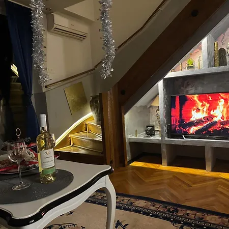 Apartament Vertu No1-apartment In Hearth Of *