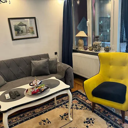 Vertu No1-apartment In Hearth Of Apartment